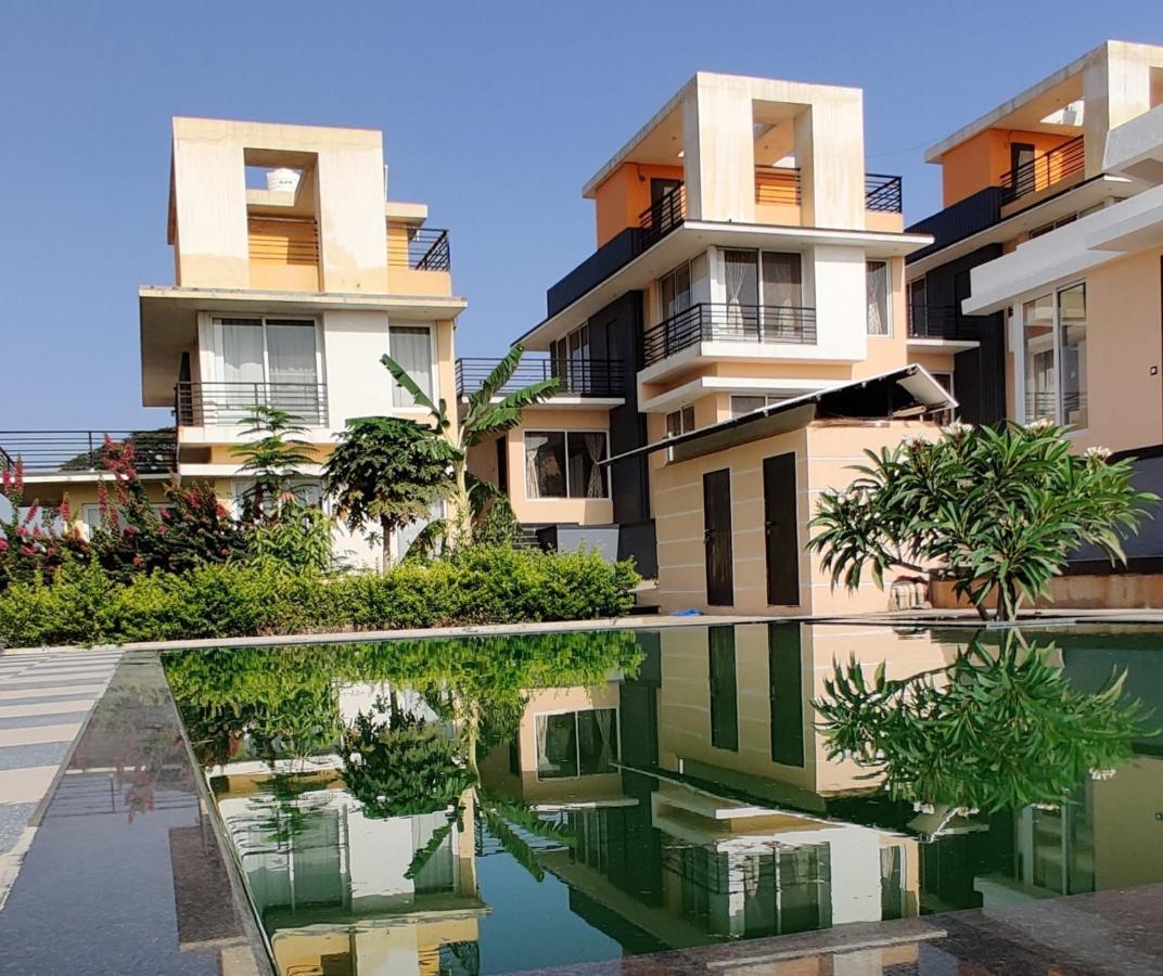 ROYAL MEADOWS - IGATPURI Bungalow B Exterior foto