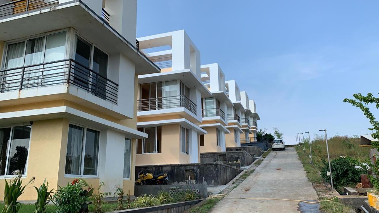 ROYAL MEADOWS - IGATPURI Bungalow B Exterior foto